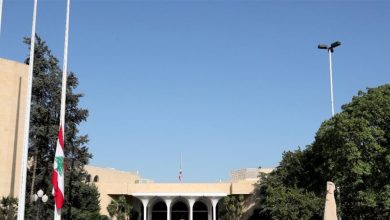 Photo of هل يفاجىء عون اللبنانيين بقبول تشكيلة الحريري؟