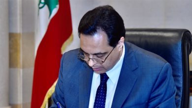 Photo of دياب يوقع مراسيم تخرج تلامذة ضباط