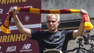 Photo of موجز المساء: مورينيو يصل إلى روما وسط أجواء حماسية، كروس يعتزل دوليا وصلاح يغيب عن أولمبياد طوكيو