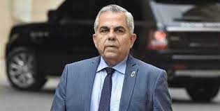 Photo of انتشار صورة لحكمت ديب بعد تعرّضه للضرب.. والأخير يعلّق