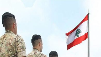 Photo of وصول الشحنة الثانية من المساعدات الغذائية القطرية إلى الجيش