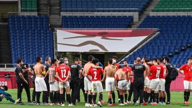 Photo of واقعة نجم منتخب مصر و”فتاة الفندق” تتفاعل.. اللاعب يرد وناديه يعلق!