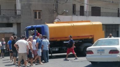 Photo of صهريج ينقل المازوت ويرفع شعار “مياه الصرف الصحي”… اليكم التفاصيل