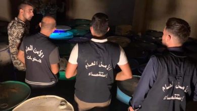 Photo of داخل منزل في كفركلا.. العثور على 37 ألف ليتر من المازوت (صور)