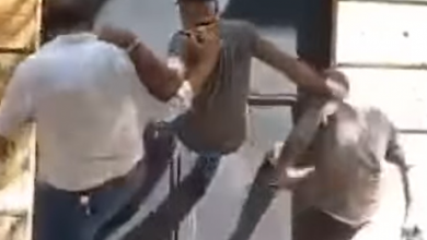 Photo of بالفيديو: محاولة اقتحام أحد فروع المصارف