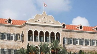 Photo of المبادرة الفرنسية تخضع لاختبار يتجاوز “التهنئة” بتشكيل الحكومة
