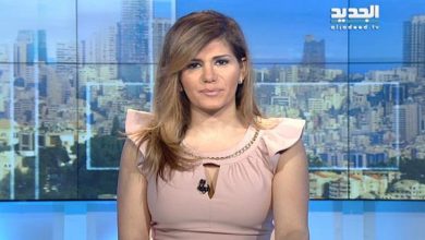 Photo of شقيقة إعلامية “الجديد” تُهاجر لبنان.. والأخيرة تودعها في المطار بالدموع وبكلمات مؤثرة (صور)