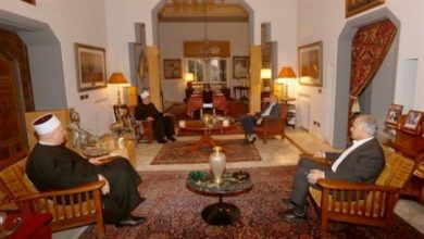 Photo of جنبلاط عرض للأوضاع مع شيخ العقل
