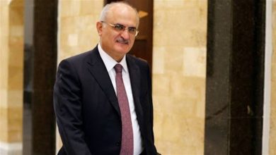 Photo of البيطار يصدر مذكرة توقيف بحق حسن خليل