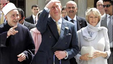 Photo of قبل ساعات من الزيارة.. لقطات من آخر رحلة للأمير تشارلز وزوجته للقاهرة فى 2006