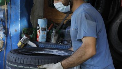 Photo of “بدأ موسم التزحيط” في لبنان… كم تبلغ تكلفة تغيير إطارات السيارة؟