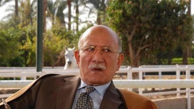 Photo of فيروس كورونا ينهي حياة الفنان المصري الشهير أحمد خليل