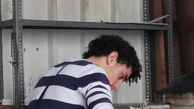 Photo of صورة من لبنان بألف كلمة.. هذا ما فعله شابٌ “عصامي” في مكان عمله