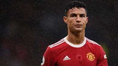 Photo of تصرف غريب من رونالدو تجاه لاعبي تشيلسي… ماذا فعل؟