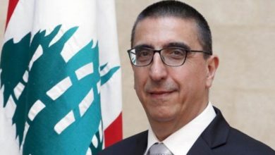 Photo of توضيح من حجّار بشأن الرواتب والمنح لهؤلاء
