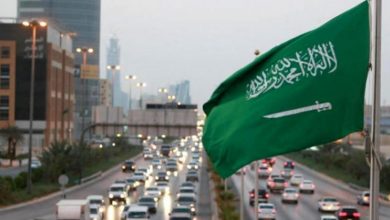 Photo of علم الحزب ويد توزع المخدرات.. هذا العلم الذي نصح أمير سعودي برفعه في لبنان!
