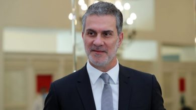 Photo of وزير السياحة: قرار بالتشدد في قاعة الواصلين في المطار.. وإلا!