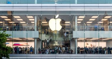 Photo of تسريبات: أبل تستعد للكشف عن iPhone SE وMac Pro الجديد