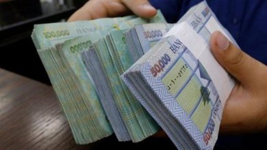 Photo of في هذه المنطقة… فرض خوّات على المحال التجارية والمارّة!