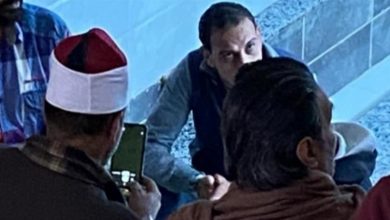 Photo of في جنازة اعلامي شهير… القبض على لص “جاكيتات”!