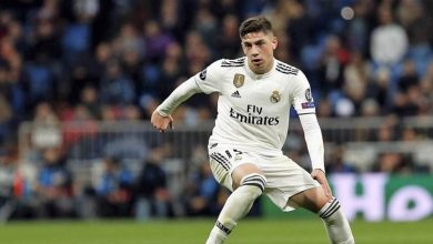 Photo of زوجة نجم ريال مدريد تكشف كيف حفزته على تسجيل هدف بشباك برشلونة (صورة)
