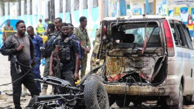 Photo of إصابة المتحدث باسم حكومة الصومال جراء تفجير انتحاري