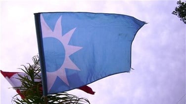 Photo of تيار المستقبل: ما يؤذي السعودية يؤذينا ومن ينال منها يطعن الحريرية بالصميم