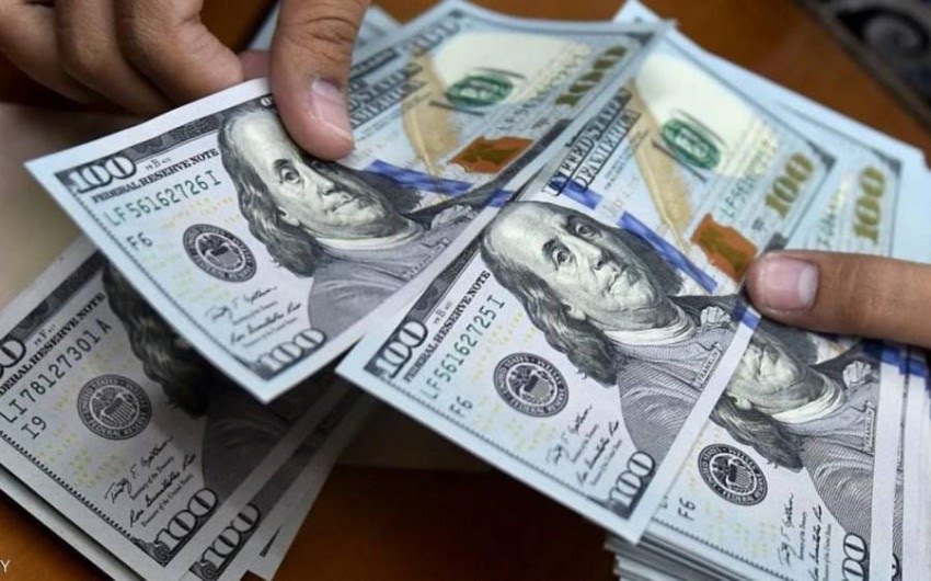 Photo of الدولار مساء… كم بلغ سعره في السوق السوداء؟