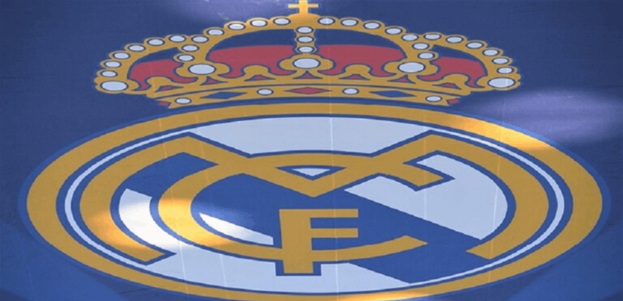 Photo of ريال مدريد يعلن وفاة نجمه السابق