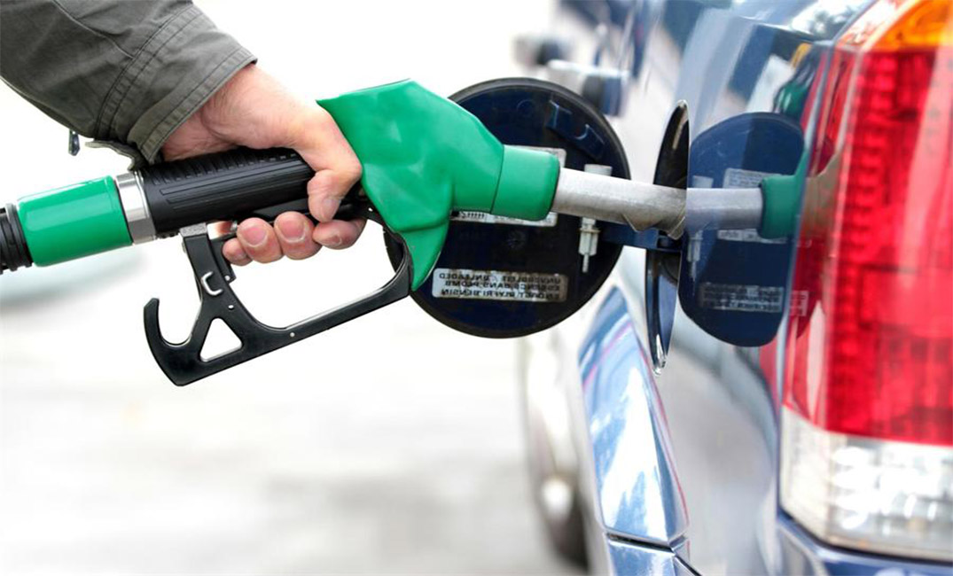 Photo of كم سيبلغ سعر البنزين في جدول أسعار المحروقات يوم الثلاثاء؟