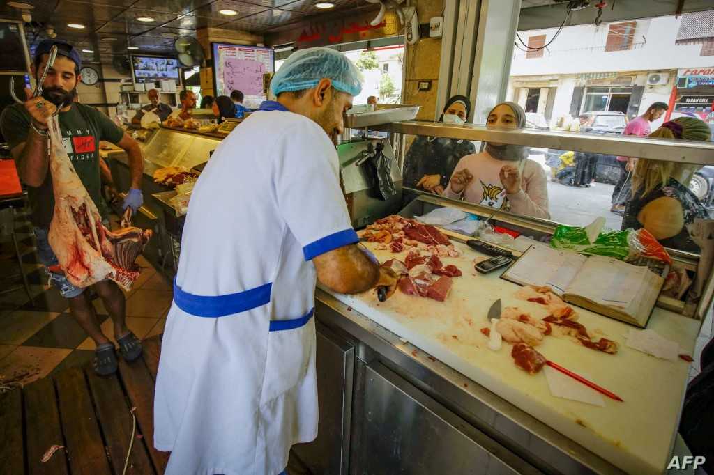 Photo of “نباتيون للضرورة”.. اللحوم تختفي من موائد لبنان