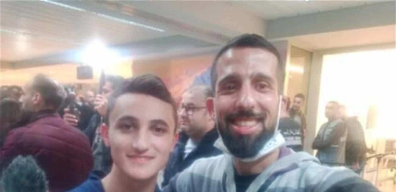 Photo of لاعب لبناني يصل الى بيروت من كييف… هذا أول ما قاله