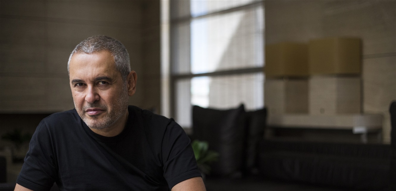 Photo of بعد غياب عامين… إيلي صعب يعود إلى باريس