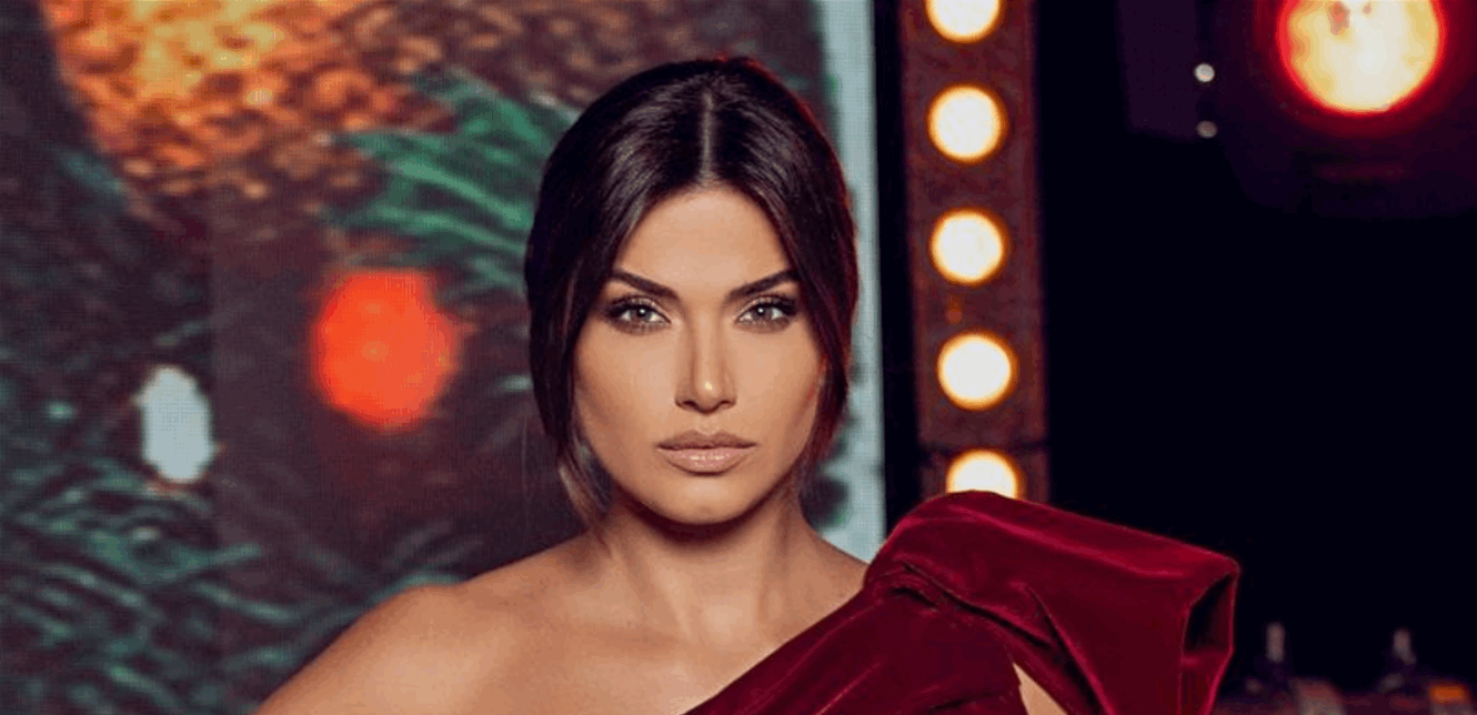 Photo of بكلمات مؤثرة مذيعة أخبار الـ MTV تُعايد والدتها بعيد الأم.. هل تشبهها؟ (صور)