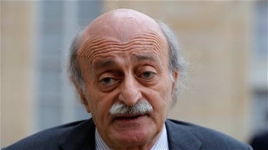 Photo of جنبلاط: يريدون سرقة مفوض الحكومة لدى الاعمار لعقد صفقاتهم بكل حرية