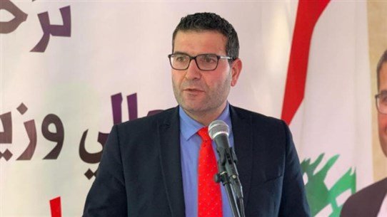 Photo of وزير الزراعة يطمئن: لا أزمة قمح وسكر وزيت