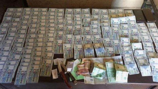 Photo of بالصّورة: ضبط 8،450،000 ليرة لبنانية مزيّفة وأكثر!