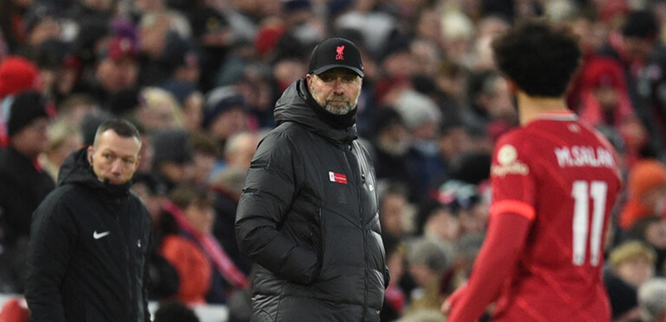 Photo of كلوب يحرم محمد صلاح من ركلة جزاء