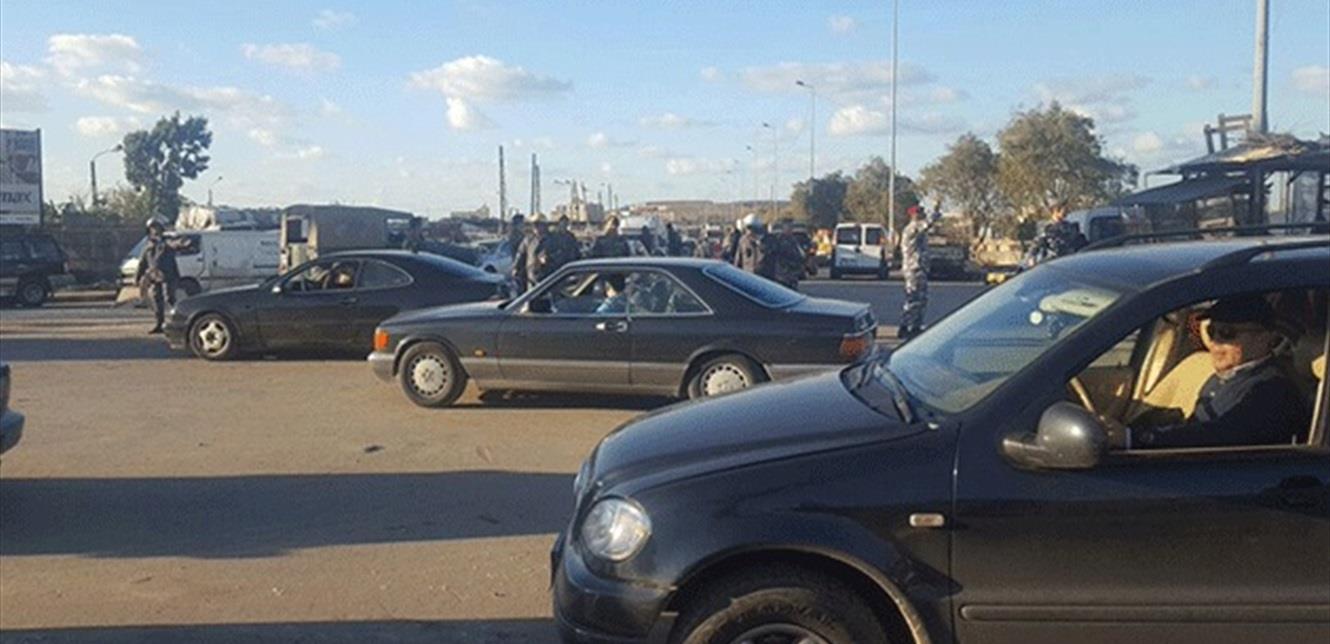 Photo of بـ”الجرم المشهود”.. هكذا سقط سارقٌ بيد شبان في طرابلس