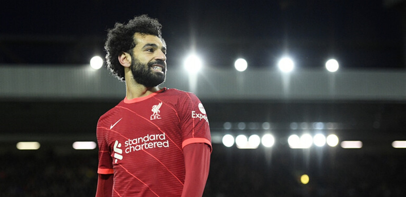 Photo of محمد صلاح يثير الجدل في ليفربول (صورة)