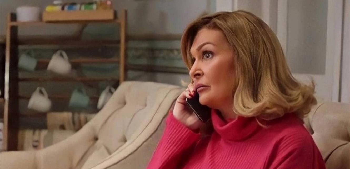 Photo of رقص يسرا وأبطال مسلسلها تريند على السوشيال ميديا (فيديو)