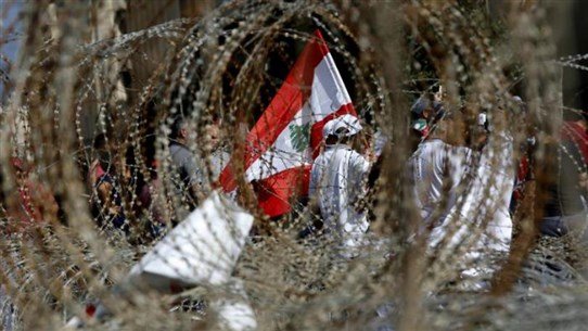 Photo of لبنان مُقبل على أزمة كبيرة… والحلّ؟