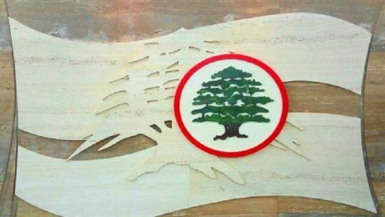 Photo of “القوات” عن باسيل: سارق وناهب.. تخطى الحدود الأخلاقية