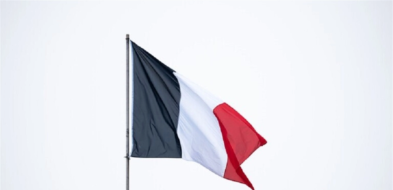Photo of فرنسا: لا أرضية قانونية لقرار روسيا طرد دبلوماسيينا