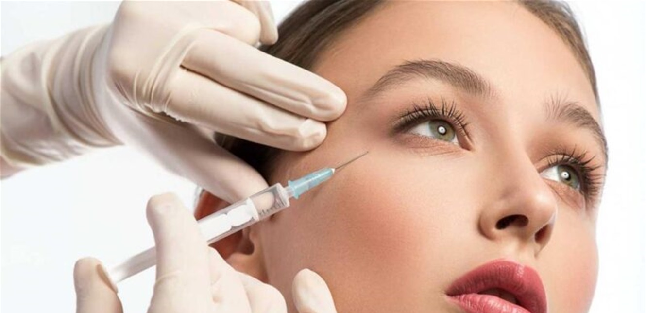 Photo of ممثلة مشهورة تهاجم الجمهور بسبب سؤالها عن جراحة تجميل… ماذا قالت؟