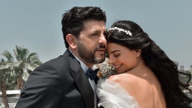Photo of ممثل لبناني شهير يحتفل بعيد زواجه الأول.. ورسالة رومنسية من زوجته (فيديو)