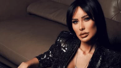 Photo of مذيعة طقس الـ MTV السابقة تظهر مع حبيبها… أحضان وقُبل! (صورة)