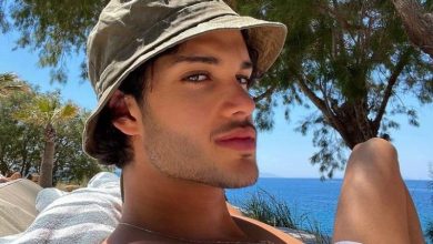 Photo of لؤي علامة “بعدو بعالم تاني”.. ظهر وهو يستمتع بعطلته الصيفية داخل يخت (صور)
