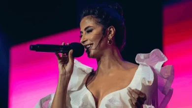 Photo of فنانة عربية تُثير الجدل.. أسعار تذاكر حفلها تصل لـ 2700 دولار والدخول بألوان زاهية!