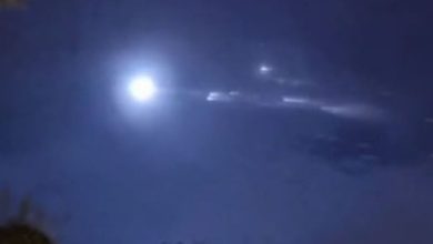 Photo of بالفيديو: لحظة سقوط “حطام الصاروخ الصيني”!